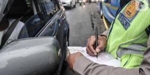 Ilustrasi Tilang manual berlaku kembali untuk pelanggaran tertentu 