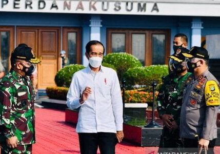 Presiden RI Joko Widodo pada Selasa (16/3/2021), bertolak ke Provinsi Bali untuk meninjau vaksinasi massal di Kabupaten Gianyar dan Kota Denpasar