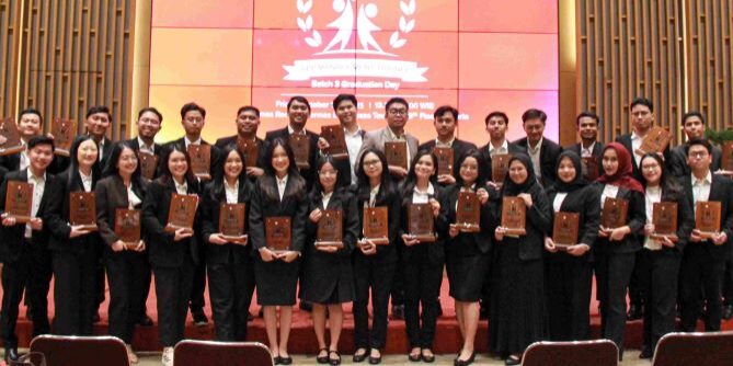 Graduation Ceremony Management Trainee

